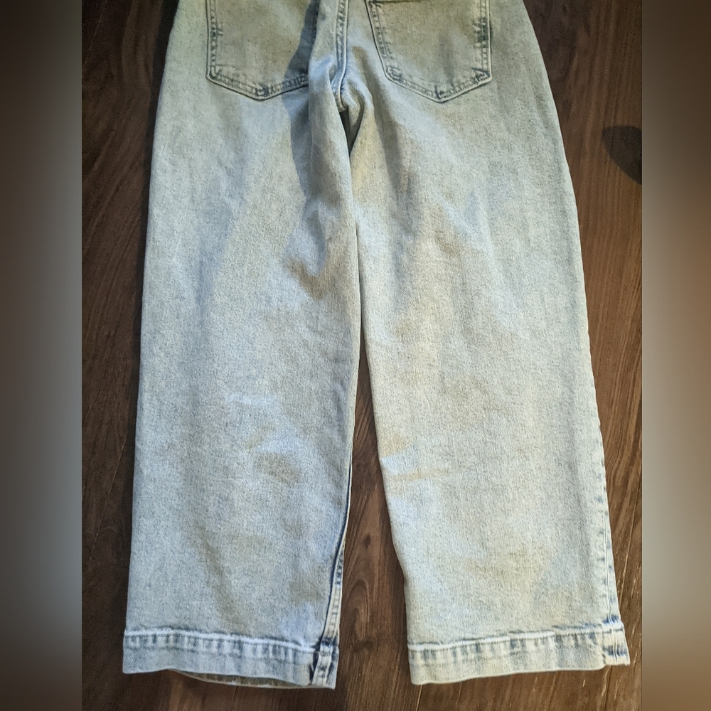 Banana Republic - The Wide-Leg Crop Jeans 814318 | Blue Light Wash: Size 26 - Picture 6 of 14